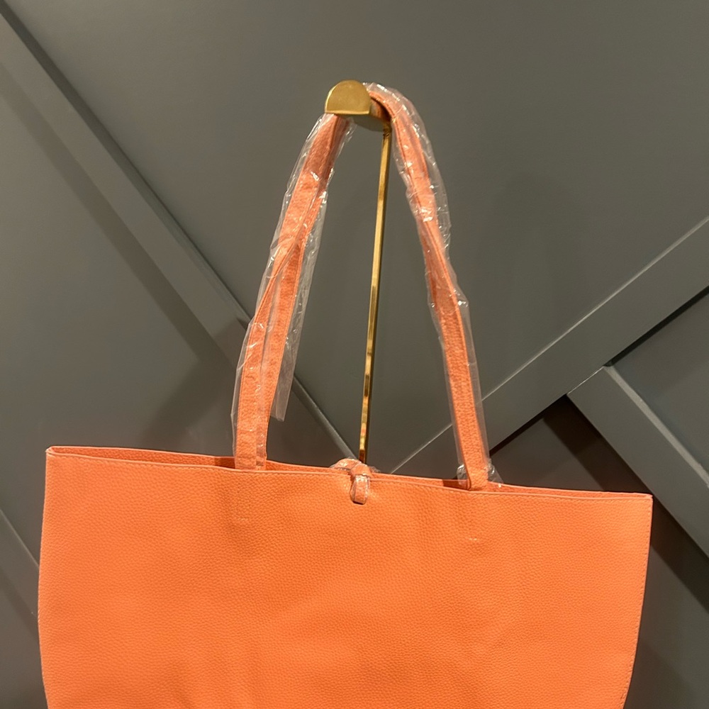 Badgley Mischka Coral Vegan Leather Tote with Gold Hardware - Picture 2 of 6